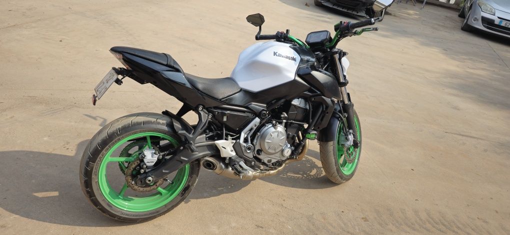 Mota Kawasaki z650