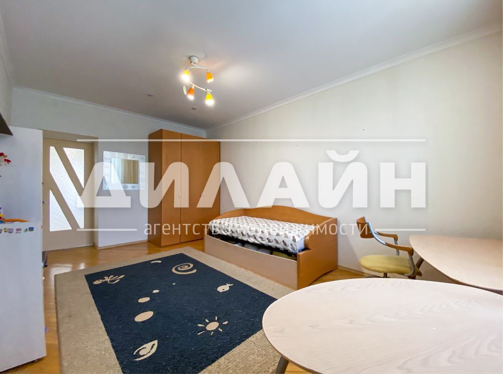 4-кімнатна, 120 м², вул. Олександрівська