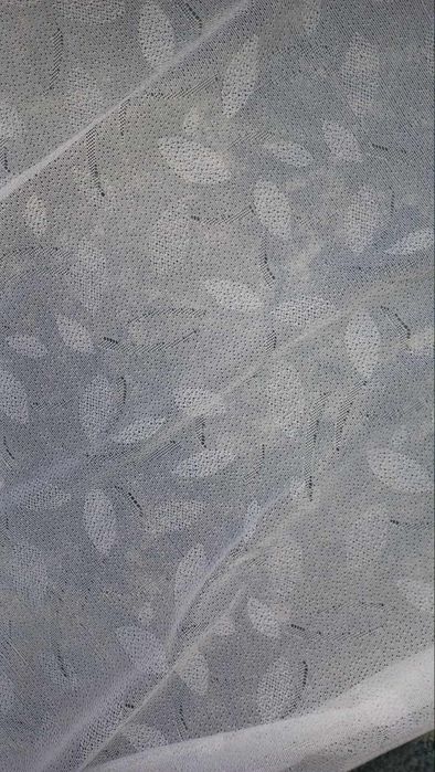 Firanka z taśmą do regulacji