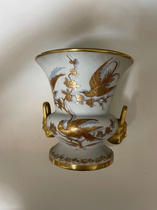 Vista Alegre: biscuits pardal e carriça; Le Tallec : vaso Limoges.