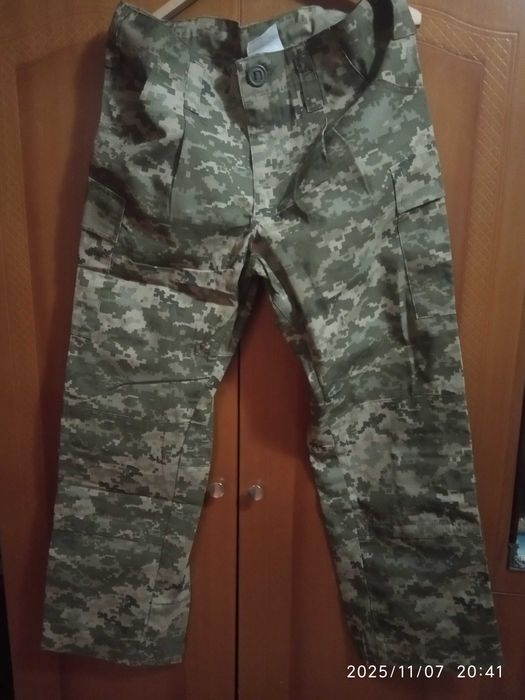 Продам полевой костюм. новый