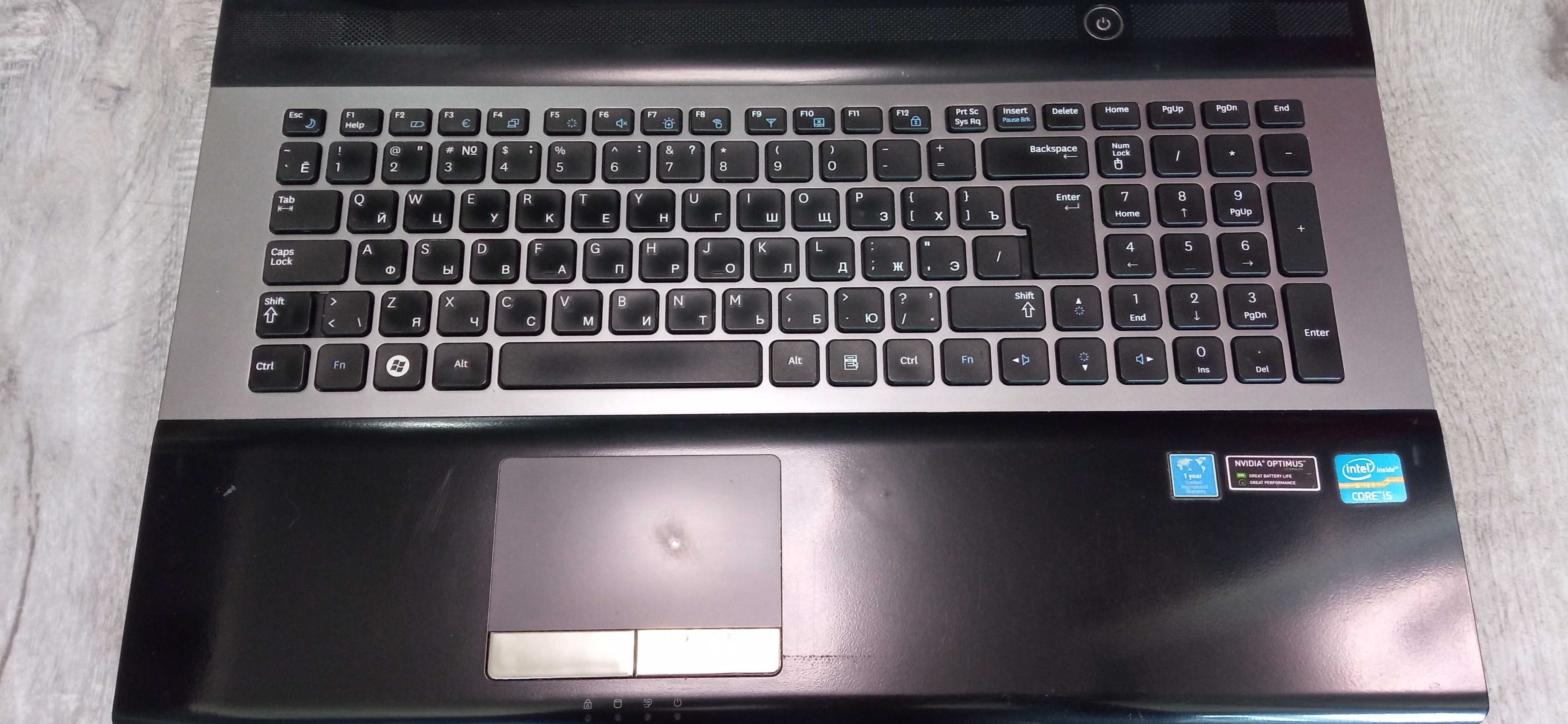 Ноутбук Samsung RC728 Core i5, GT 540M, ОЗУ 12 GB, HDD 1 TB