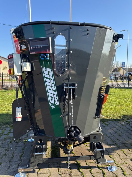 Mieszalnik paszowy Burkon wóz paszowy paszowóz stacjonarny 1,5m³ waga