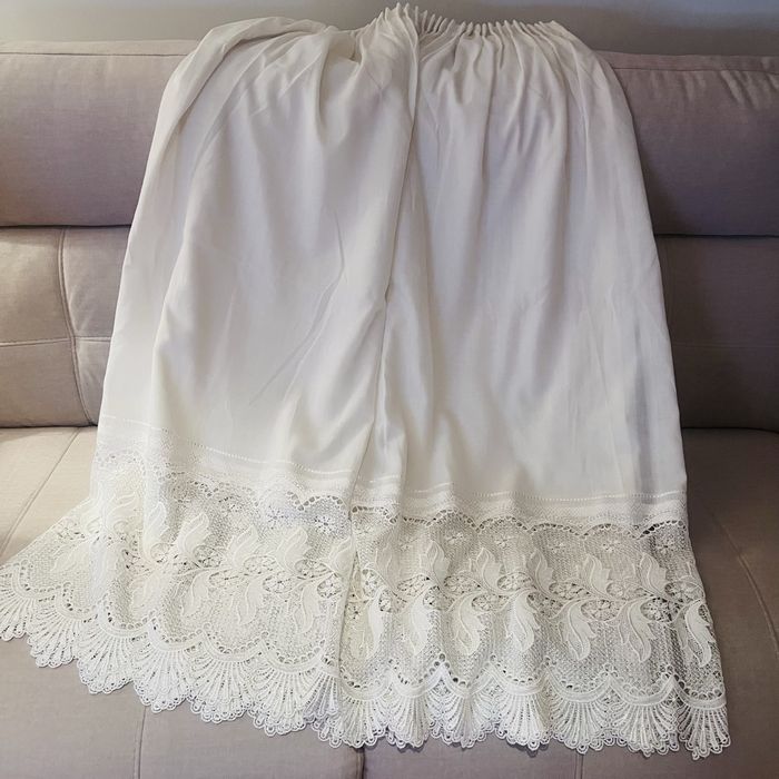 Cortinado cozinha branco- Alt.1x24. Larg; 2x16