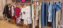 Lote de roupa de mulher