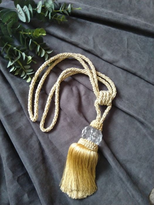 Аксессуары. Подвязки.