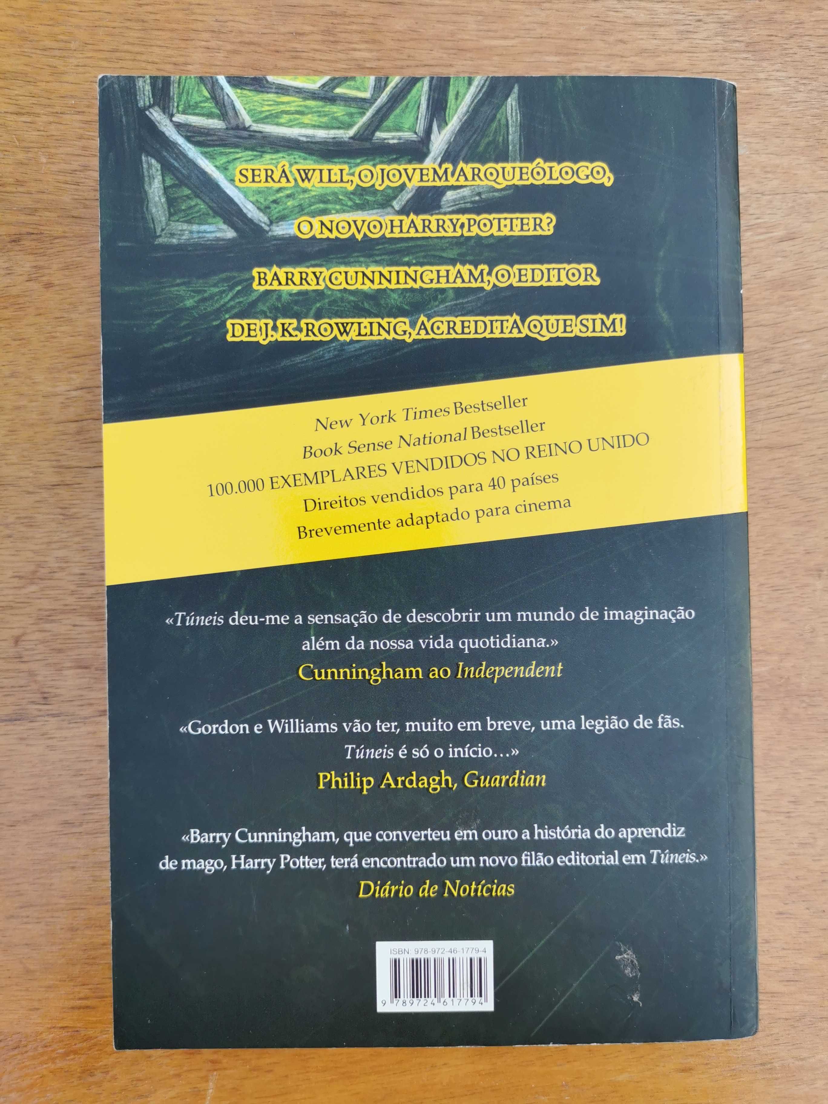 Livro Túneis : O segredo da cidade eterna