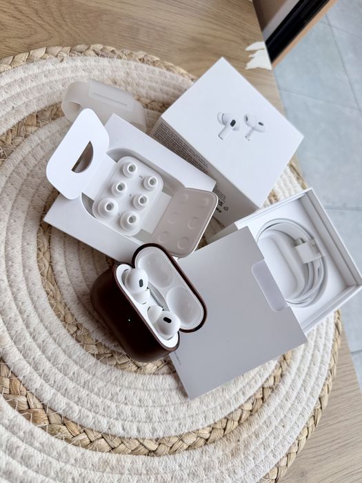 AirPods Pro 2 USB-C - Stan IDEALNY - faktura X-KOM - gwarancja 10/2026