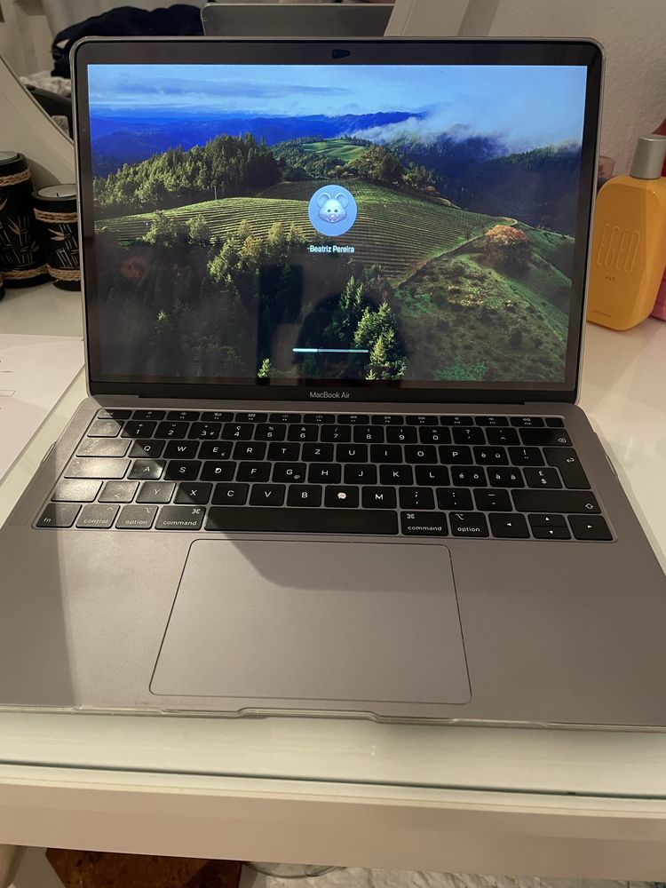 Macbook Air 13’ 128g