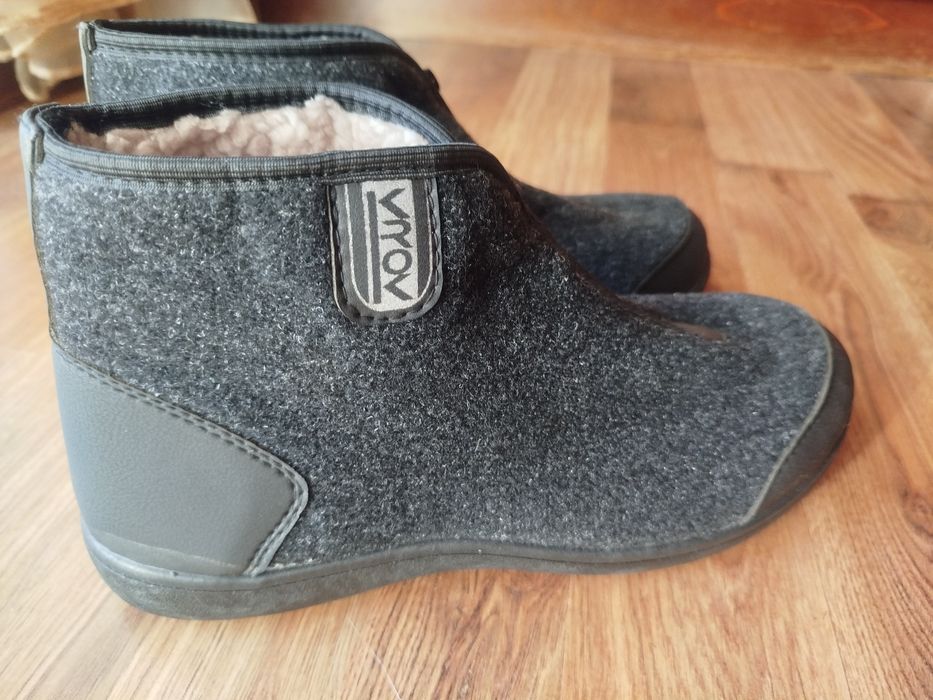 Бурки чоловічі  Чоботи чоловічі  Черевики чоловічі  Мужские бурки