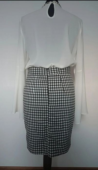 Spódnica damska w pepitke rozmiar 38