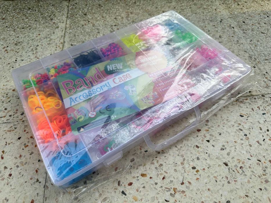 Mala Kit de Fazer Pulseiras - Novo!