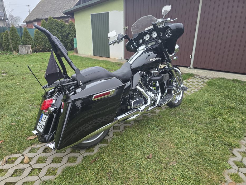 Harley-Davidson FLHX Street Glide