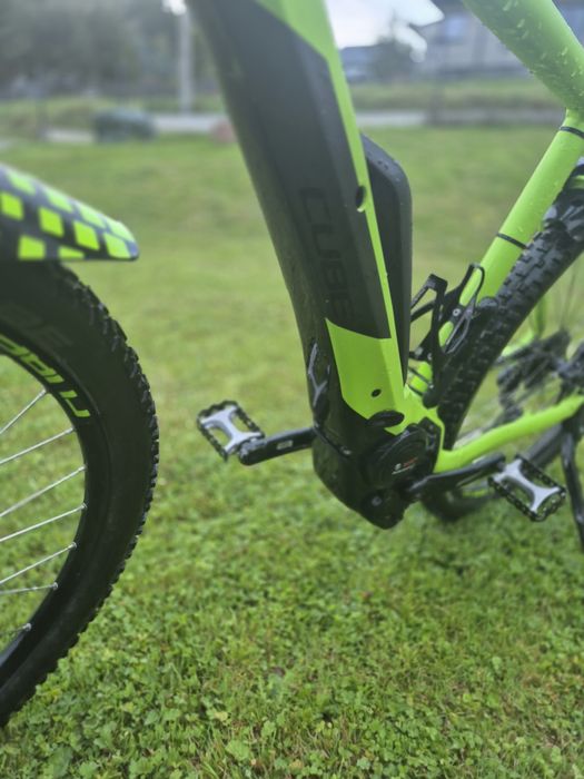 Rower Elektryczny cube