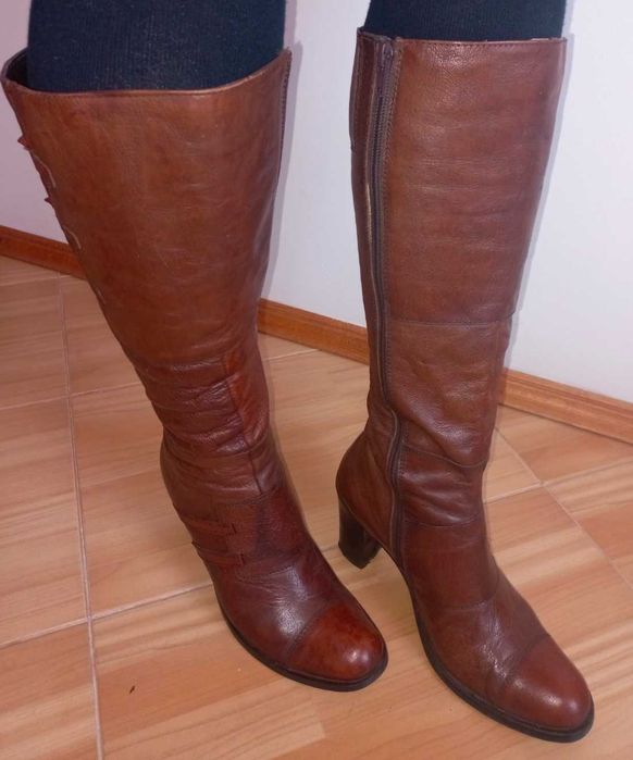 Коричневі жіночі шкіряні чоботи (осінь).