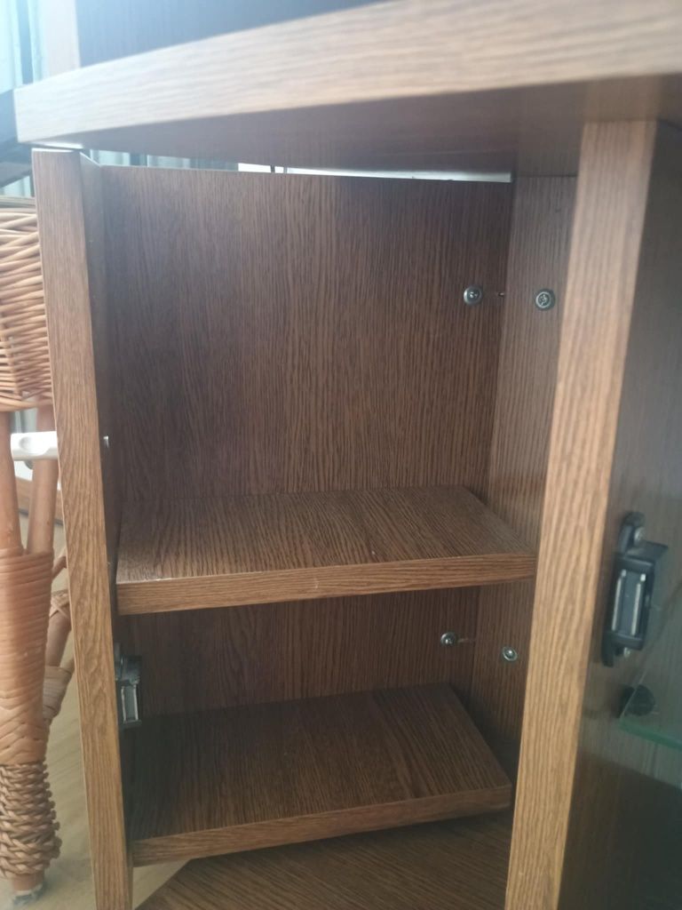 Sprzedam szafkę pod telewizor