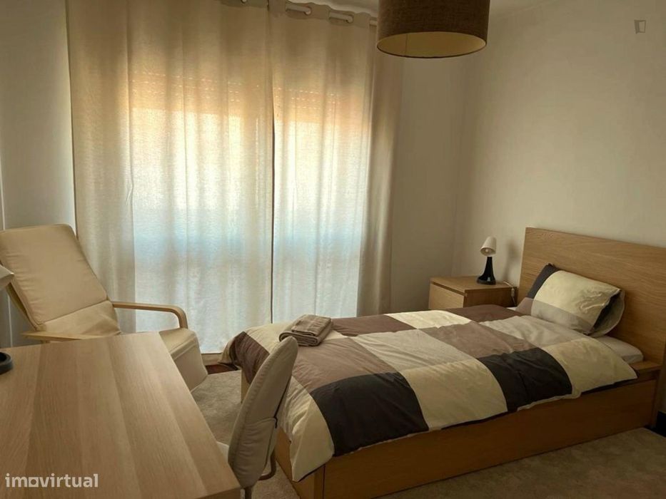 617359 - 1 Suite em Apartamento no centro da...