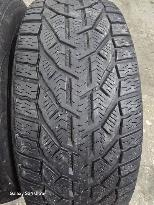 Opony zimowe kormoran 225/55/16 cena za dwie sztuki