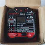Tester gniazd gniazdek elektrycznych z wyświetlaczem LCD