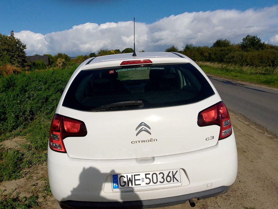 Sprzedam samochód osobowy