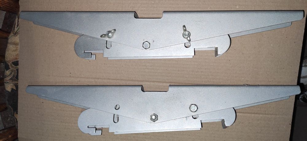 Надійні кріплення великого телевізора на стіну з регулюванням