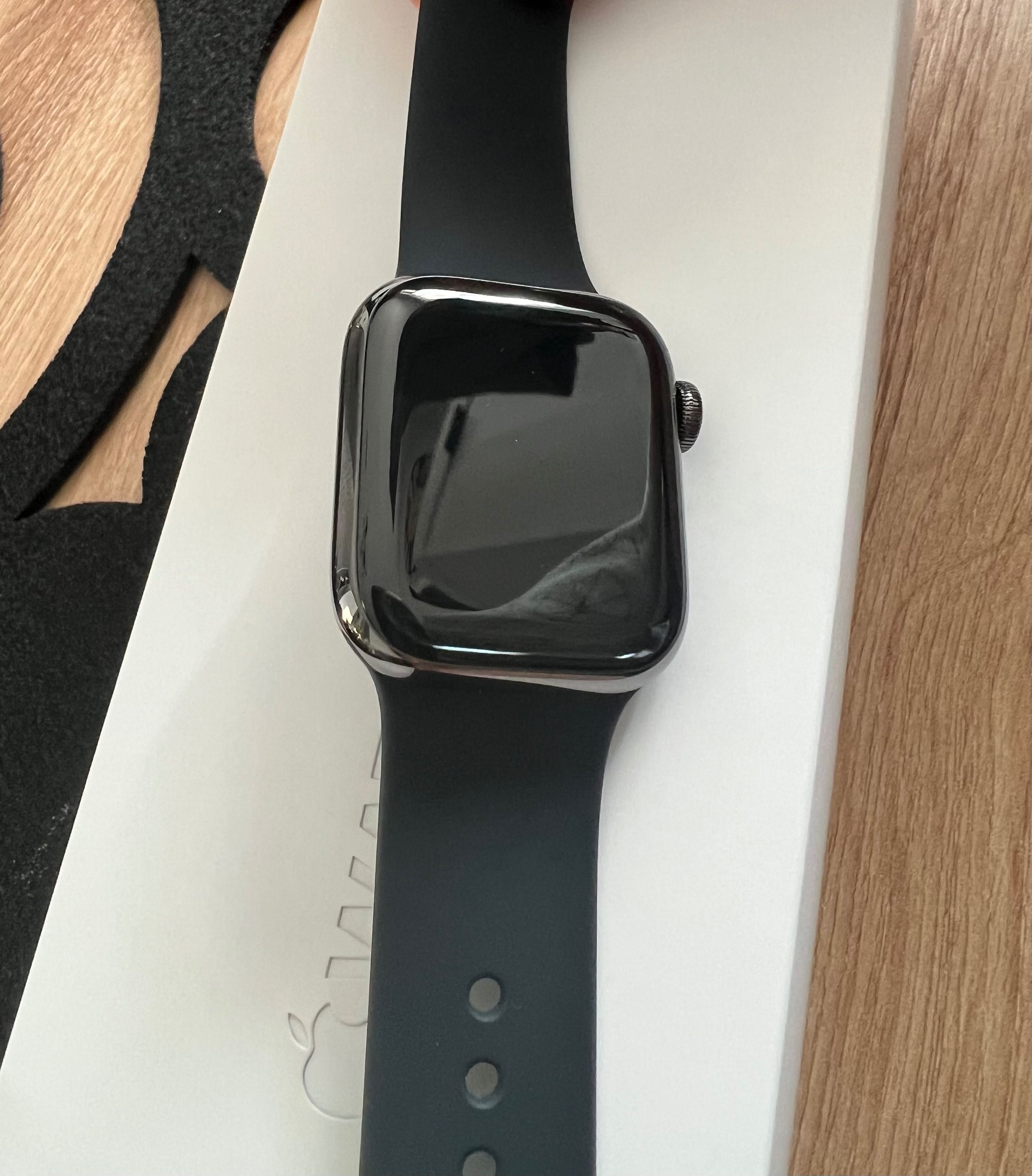 Sprzedam Smartwatch Apple Watch Series 8 GPS