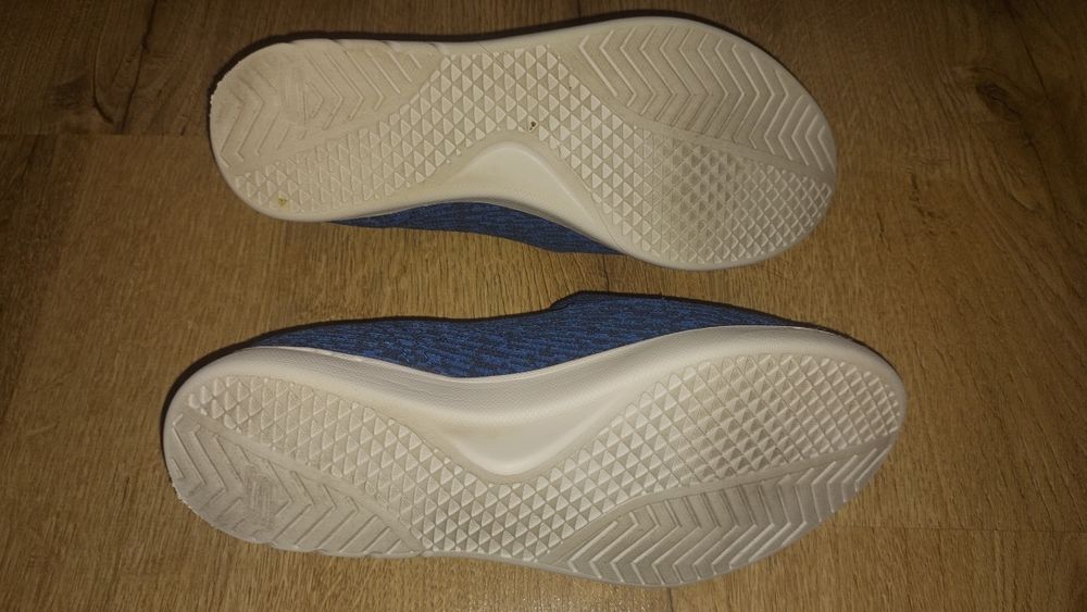 Жіночі сліпони Skechers р. 38