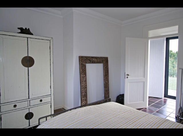 Conjunto móveis estilo colonial para desocupar.