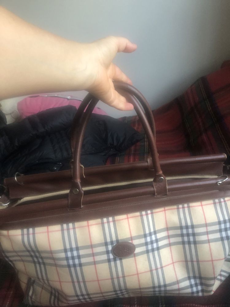 Torba podróżna w kratkę