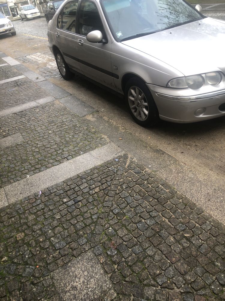 Rover 45 em bom estado com 152 mil km