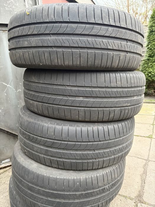 Komplet opon letnich 205/55/16 Michelin Energy Saver
