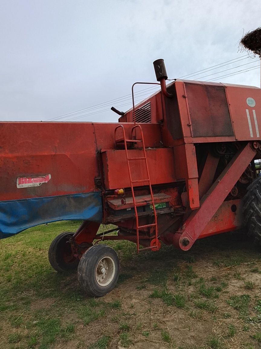 Sprzedam Kombajn Bizon