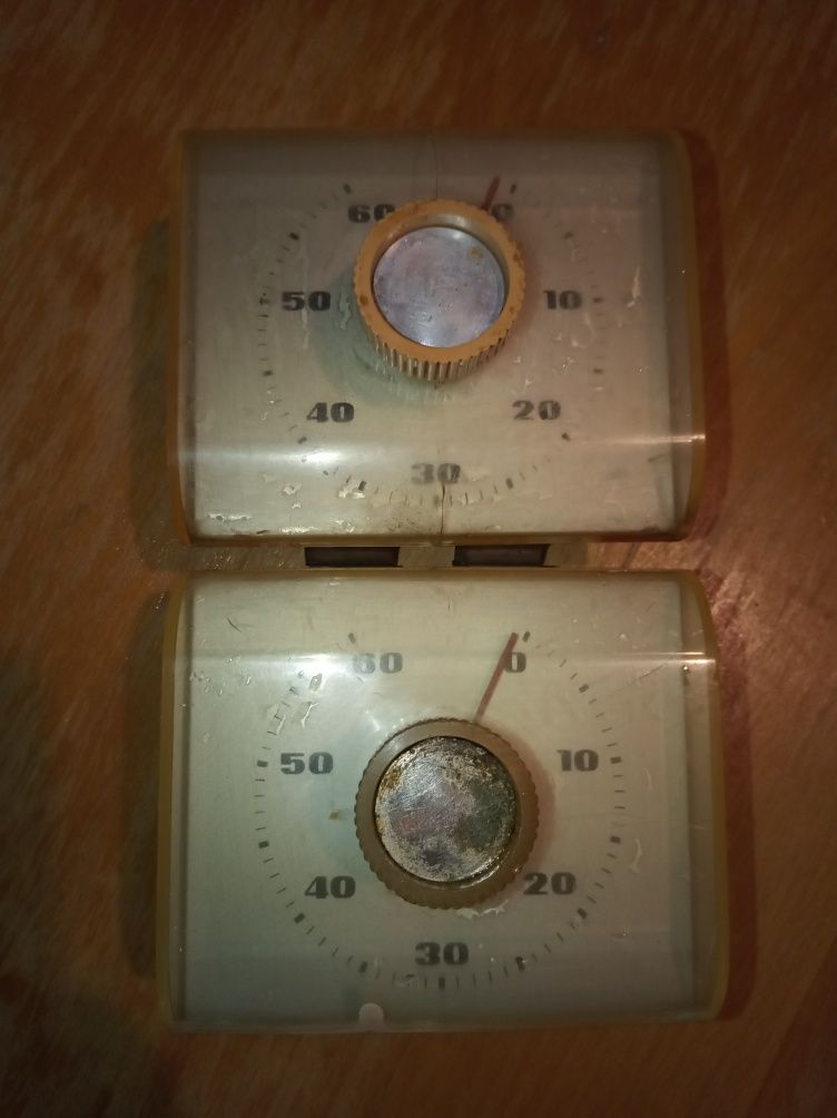 Таймер кухонный и часы электронные СССР СССР механический 400гр.