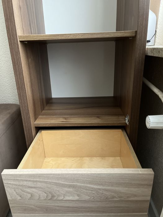 Piękny Regał- witryna