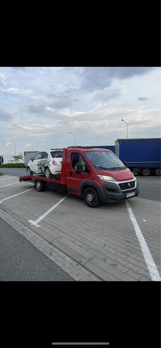 pomoc drogowa auto laweta transport maszyn holowanie 24/7 s17 s2 50 a2