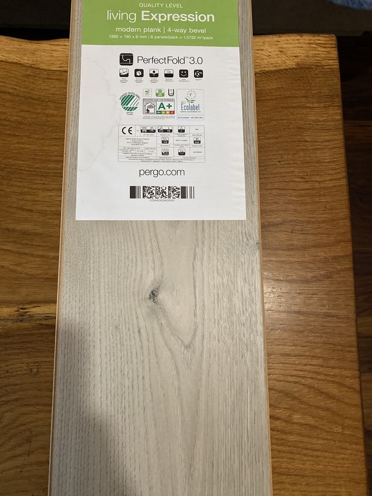 Panele podłogowe nowe 6m2.