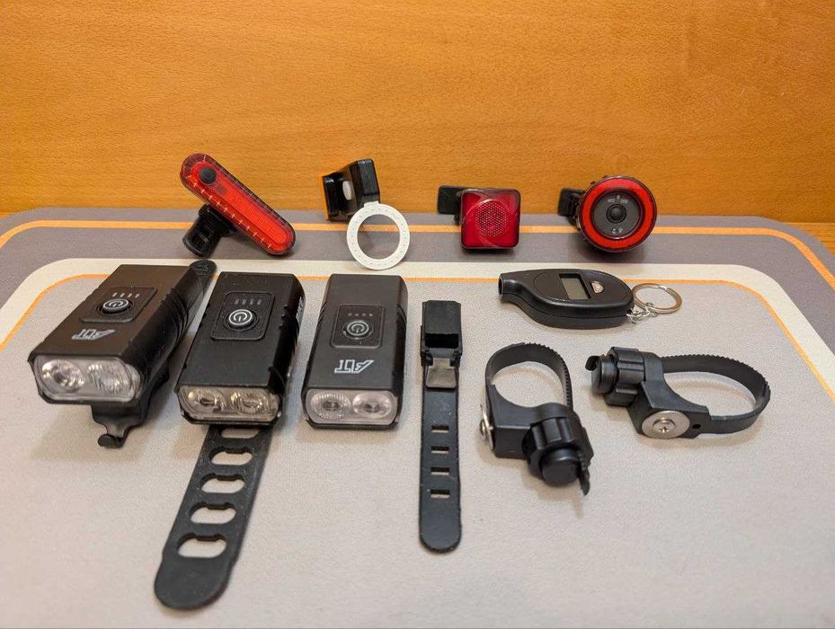 Велофара, задний велофонарь, манометр давления, хомут крепления крыла