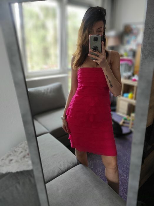 Różowa sukienka ołówkowa S/M