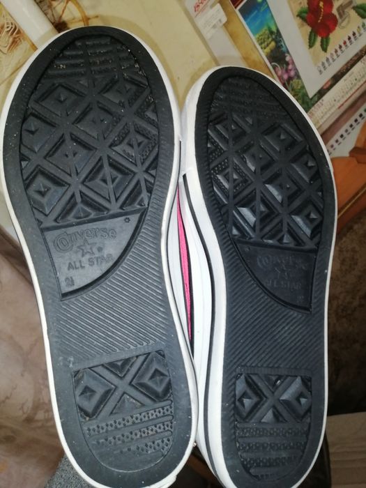 Кеды фирменные розовые Converse 34 размер