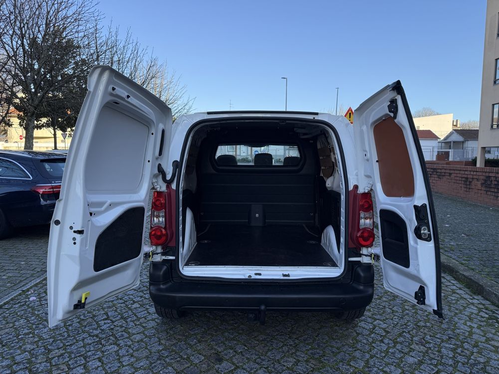 Citroen Berlingo - Caixa Automatica c/ GPS / CAM - 2011 - 1.6 HDi
