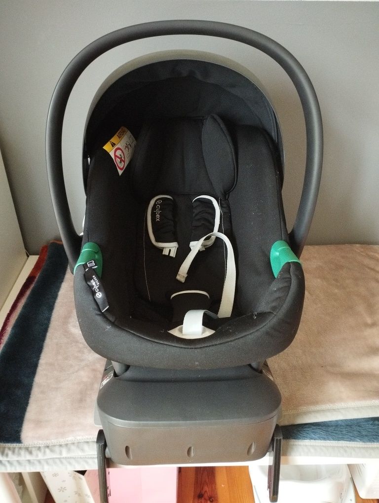 CYBEX Fotelik dla niemowląt "Aton B2 i-Size" ze stacją bazową