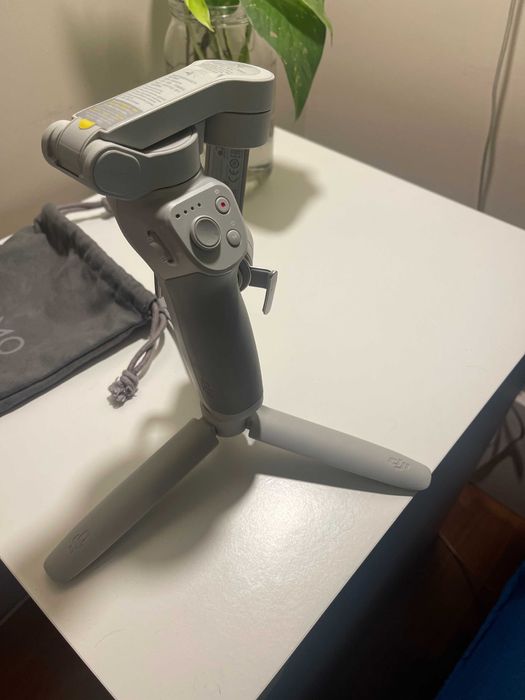 DJI OM 4 Smartphone Gimbal