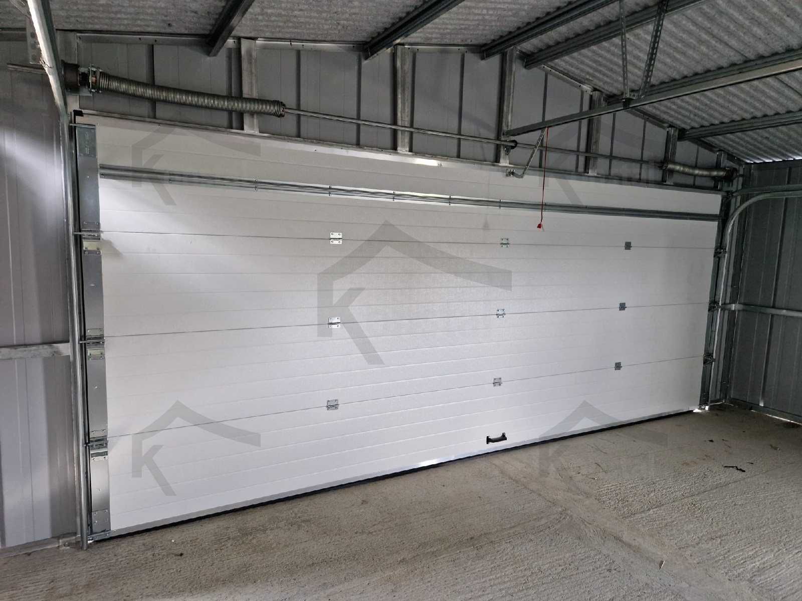 Nowoczesny Garaż blaszany 6x5 TOPLINE pomieszczenie brama SEGMENTOWA
