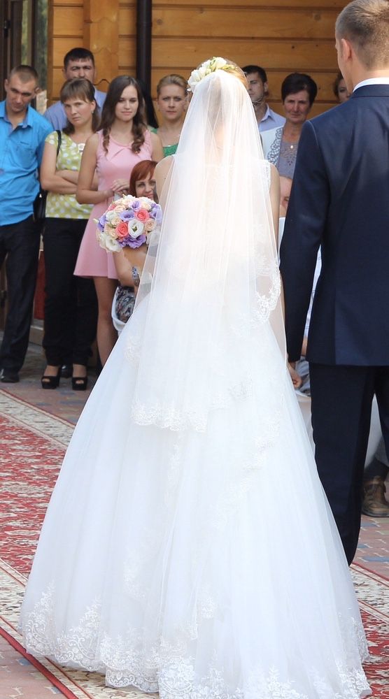 Весільне плаття розмір 42-44 Preligio. Платье свадебное.