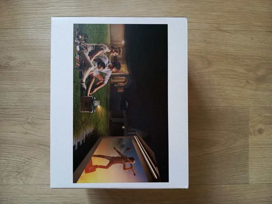 Проектор BYINTEK экран светоотражающий