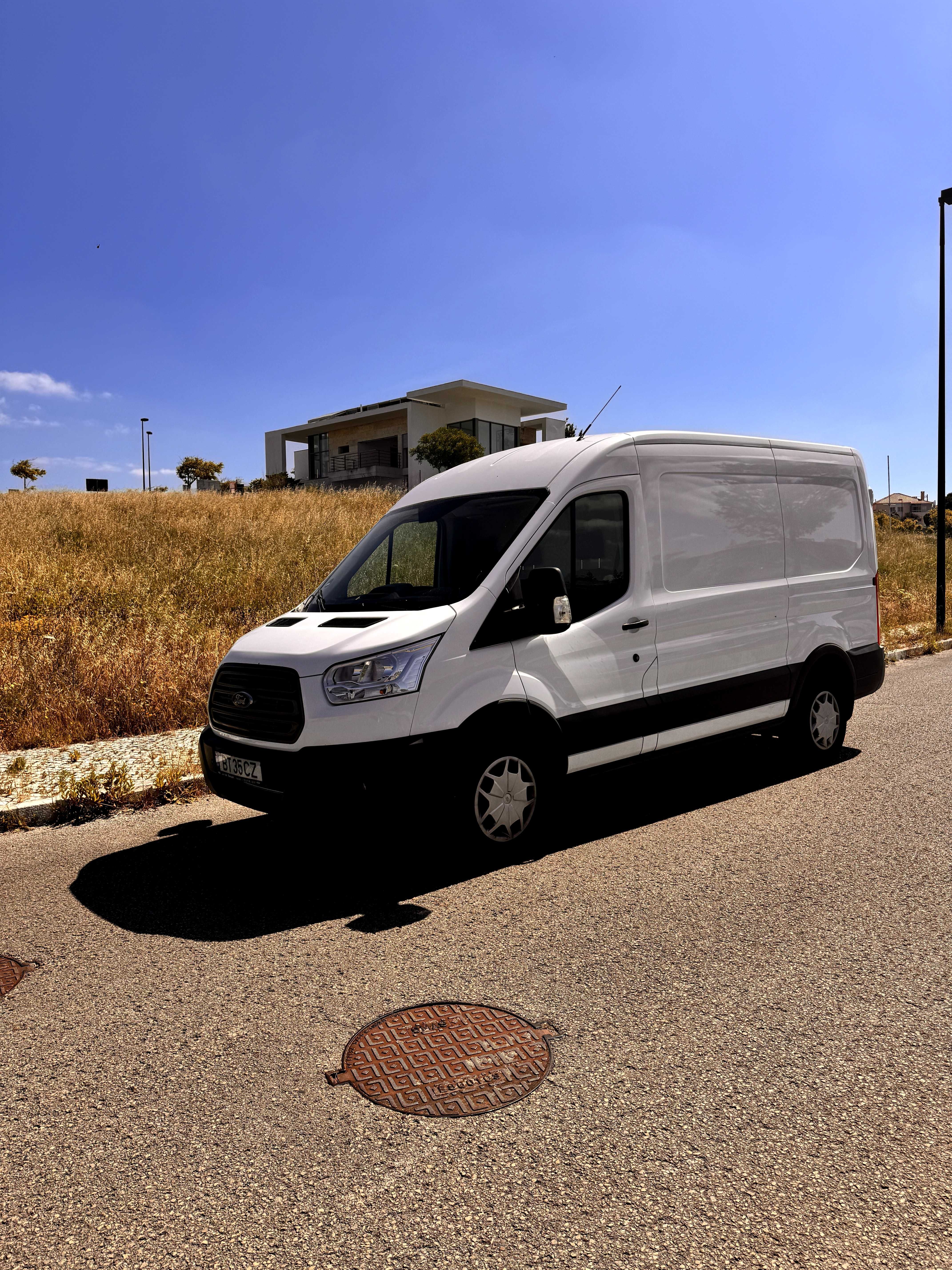 Ford Transit 2.0 TDCi L3H2 2018 | Excelente Estado