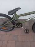 Rower marki BMX.