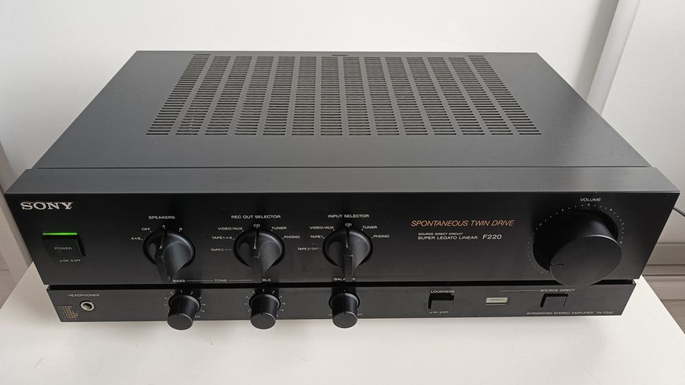 SONY TA-F220 wzmacniacz stereo. Stan idealny.