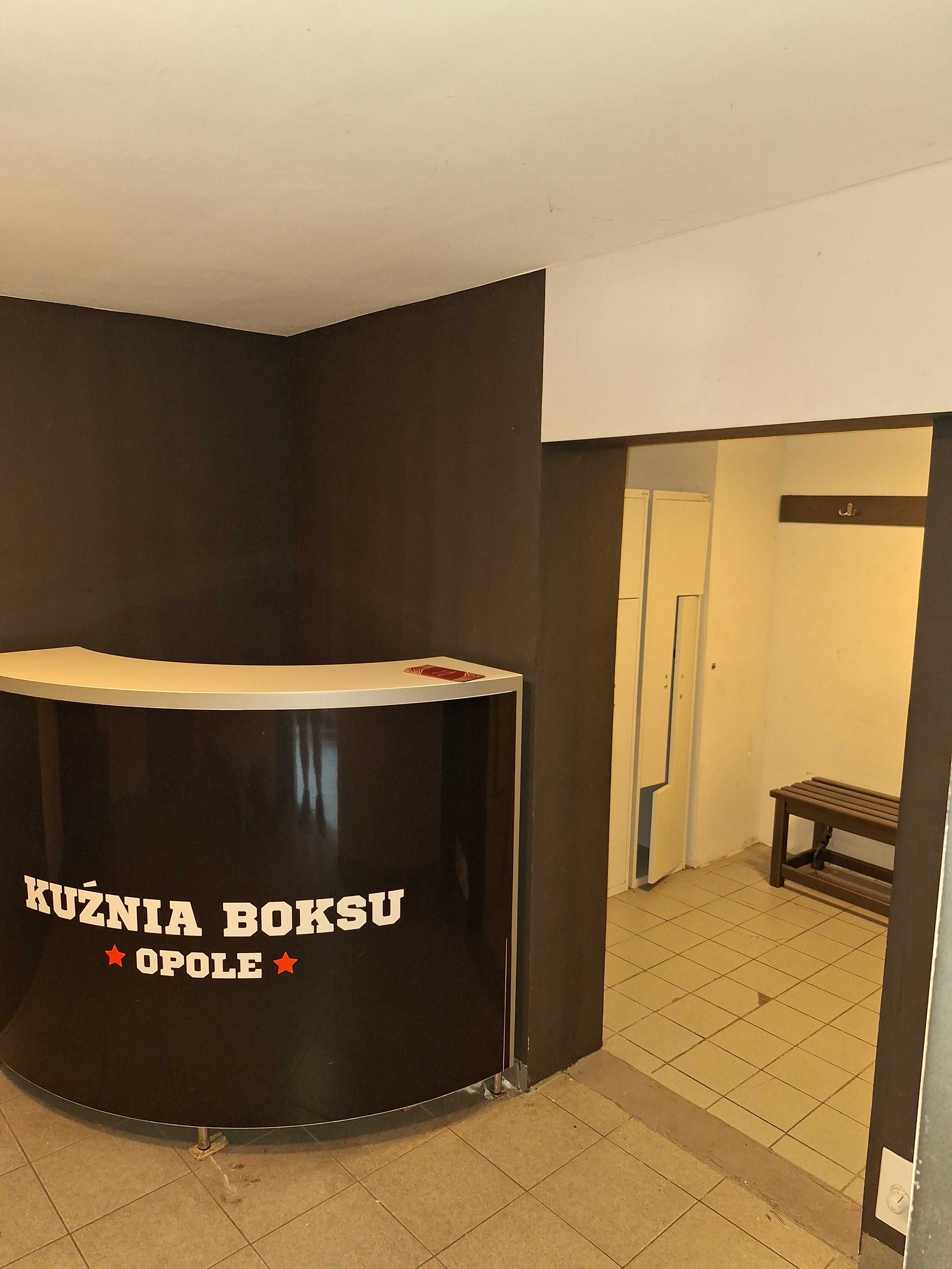 Wynajem sali treningowej 100m2 + zaplecze socjalne 40m2  - Opole.