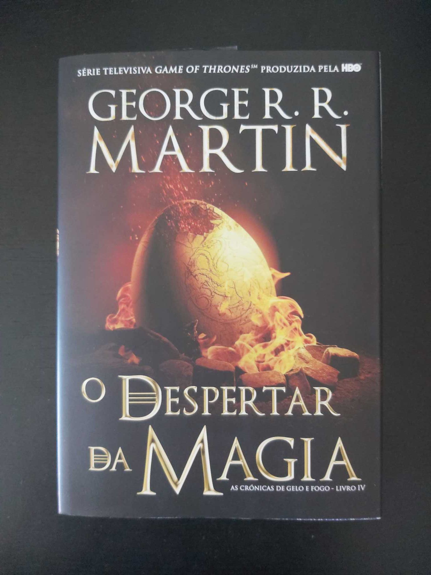 O Despertar da Magia - As Crónicas de Gelo e Fogo Livro 4